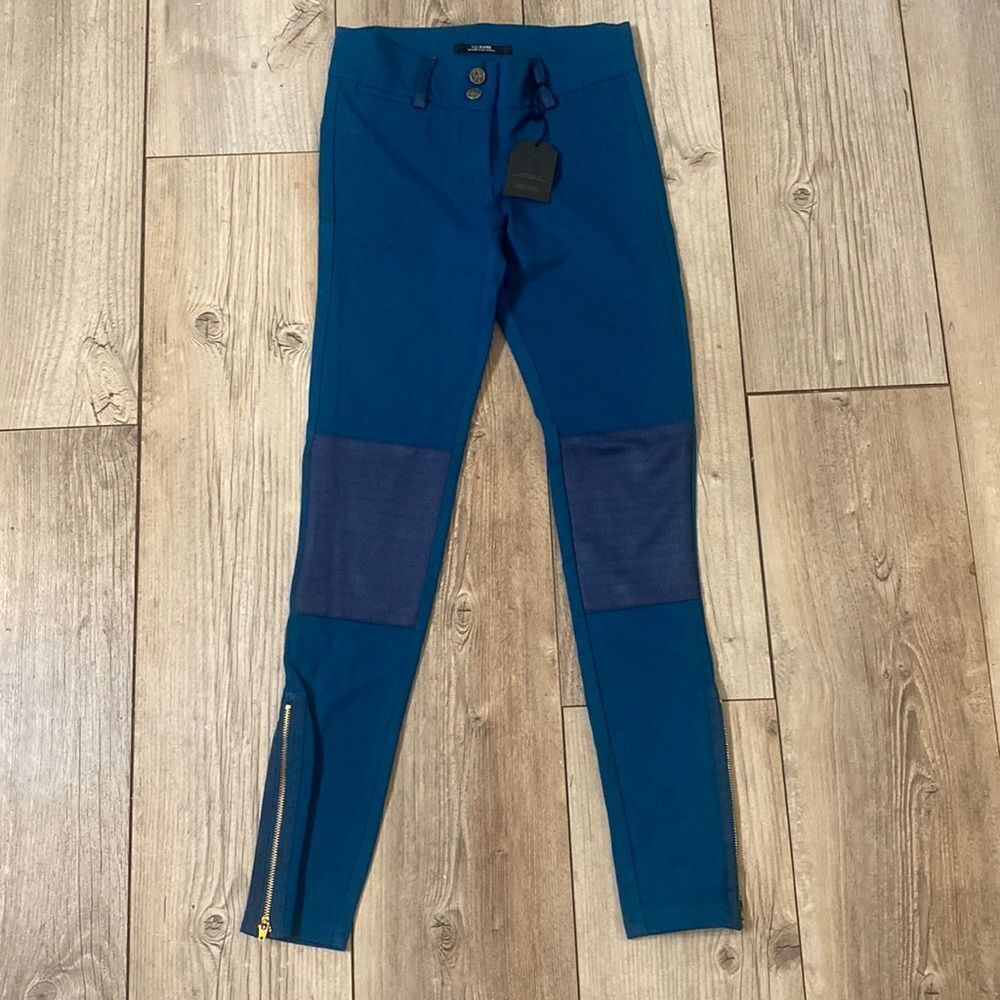 VO Virgin Only Jeans Designed in LA.  New w Tags.  Sexy Fit Size Small